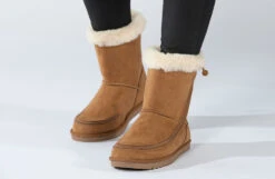 Chestnut BILLY Cozy Boots 15 Chestnut BILLY Cozy Boots -BILLY Footwear BK21304 250 studio standing 2 940x614 483ac9f6 0f59 4a03 99af cb4cb92e468a